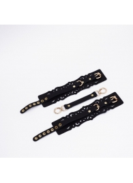 Черный кожаные оковы с узорами и золотистой фурнитурой - Crazy Handmade - купить с доставкой в Махачкале