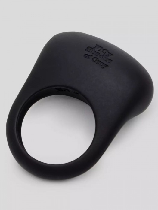 Черное эрекционное виброкольцо Sensation Rechargeable Vibrating Love Ring - Fifty Shades of Grey - в Махачкале купить с доставкой