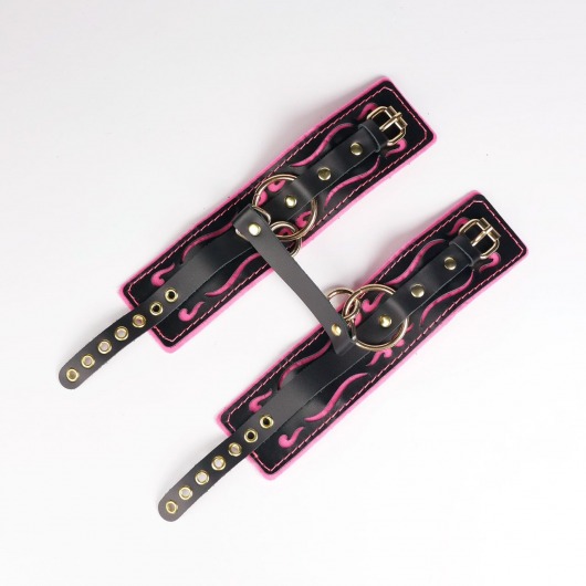 Черные кожаные оковы с розовой строчкой - Crazy Handmade - купить с доставкой в Махачкале